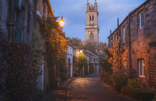 Stylish & Charming Retreat for 2- City Centre! - Pass the Keys - Foto 31