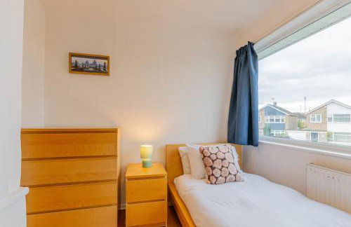 Pass the Keys 3-Bedroom Home in Chelmsford Sleeps 7 - Foto 25