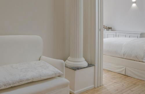 Etoile Luxury Suites - Photo 34