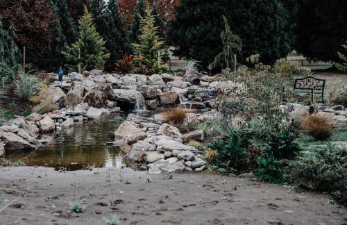 Stunning waterfall with spacious peaceful retreat - Foto 49