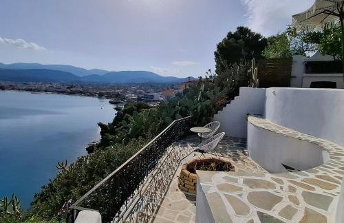 Aiora -Infinity Pool on the Cliff -Private Beach - Foto 2