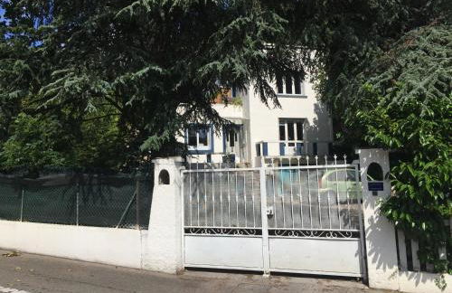 VILLA LES TERRASSES dans la nature avec piscine à 2 pas de Lyon, - Foto 27