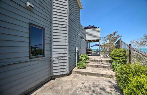 Lakefront Family Retreat with Grill Steps to Beach! - Foto 29