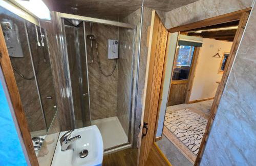 Luxury Welsh wooden cabin - Foto 31