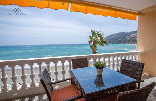 Castillo Beachfront SeaViews - Photo 8