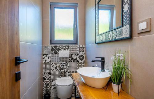 Luxury apartment Viktorija with private pool - Photo 9