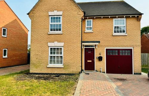 House - Sleeps 8 - Parking - Garden - Foto 9