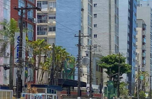 Recém Reformado com dois dormitório com ar condicionado - Foto 31