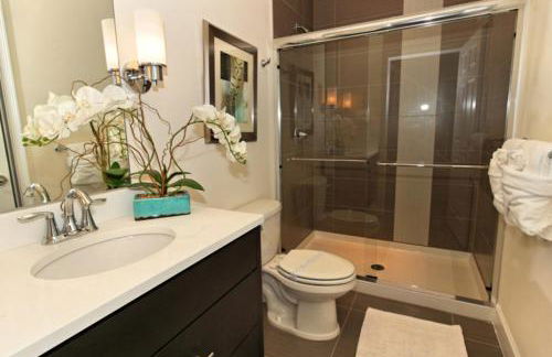 Serenity 3 Bed 3 Bath Townhome With Pool, Private Balcony, Clubhouse, Communal Pool, Conservation View, Disney 15 Mins By Orlando Holiday Rental, - Foto 20