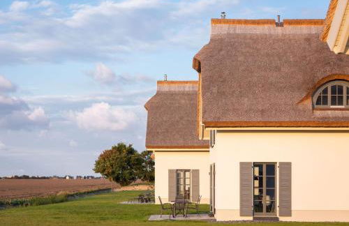 Reetland am Meer - Premium Reetdachvilla mit 2 Schlafzimmern, Sauna und Kamin E04 - Foto 1