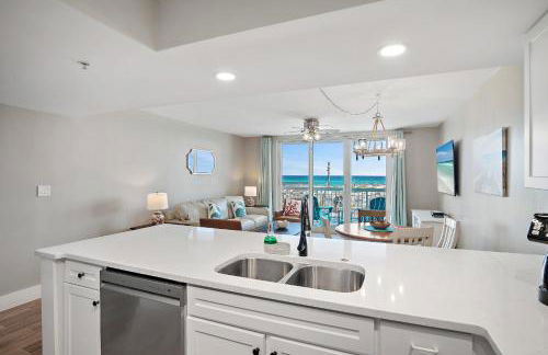 Pelican Beach Resort Destin - Photo 10