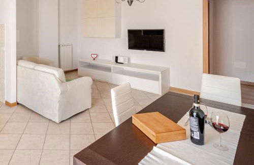 Spacious, with private Parking, 2 bedrooms 2 bathrooms - Comfortable and Bright Apartment in Florence with Private Parking Garage - Just Few Minutes walking From Historic Center - Foto 30