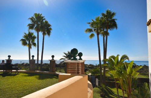Apartment, front line beach, in Las Arenas, Bahía de Marbella - Photo 63