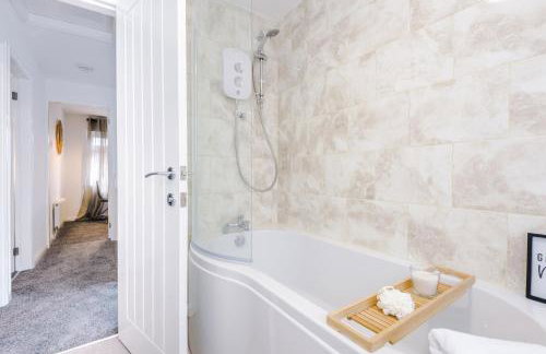 Welcoming 3 bed home, 10 mins from Chester races and zoo - Foto 6