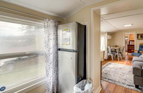 Walk to Mingus Park Quaint Escape with Private Yard - Foto 6