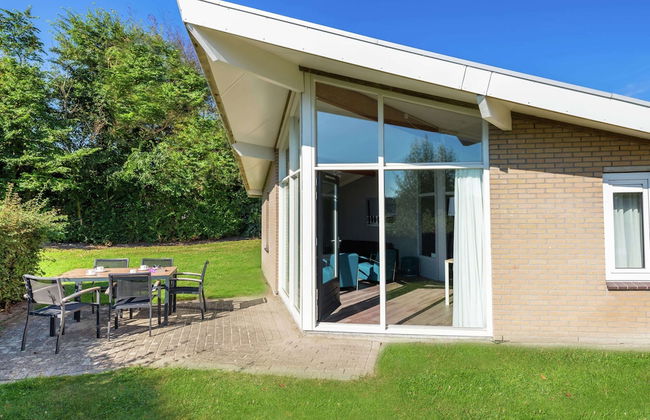Restyled Bungalow with Dishwasher near Cozy Domburg - Photo 27