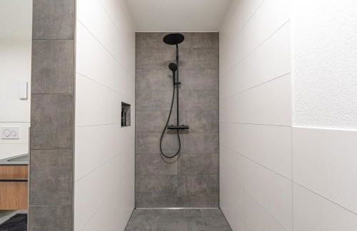 BPS Apartment #7 Luxury Penthouse - NEU - Deluxe - Modern - Foto 51