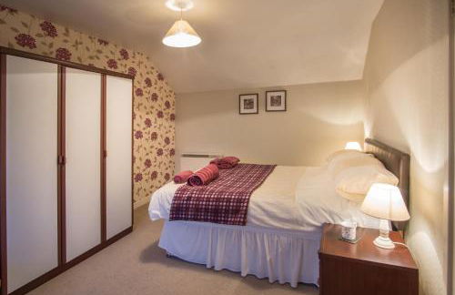 Mynydd Crwn Bach Clynderwen - Foto 3