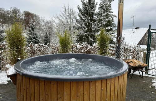 Ferienwohnung am Wald mit Garten & Hot-Tub & Alpakas - Foto 73