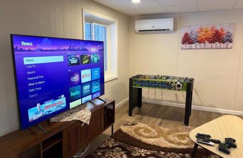 Evergreen Escapes 4 BR with Game Room, Firepit near Kalahari and Camelback - Foto 21