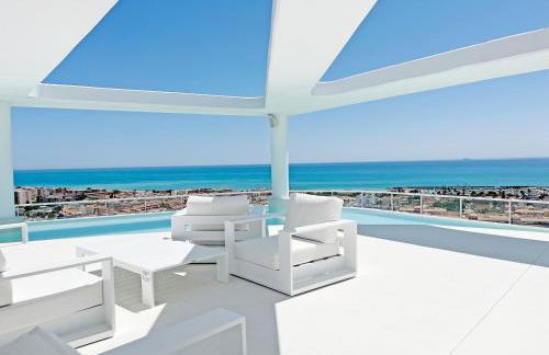 Global Properties, Apartamento con terraza y vistas a la piscina en Gran Canet - Photo 57