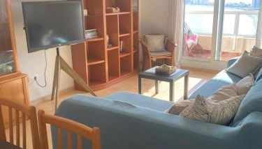 Precioso apartamento en primera línea de playa - Foto 2