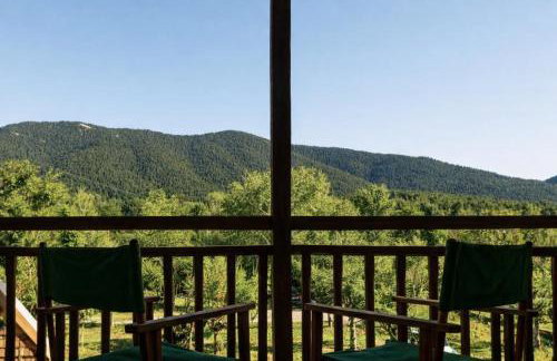 VYTINA LOFTS - Cozy 2-Level Loft Apartments with Fireplace & Mountain Views - Photo 45