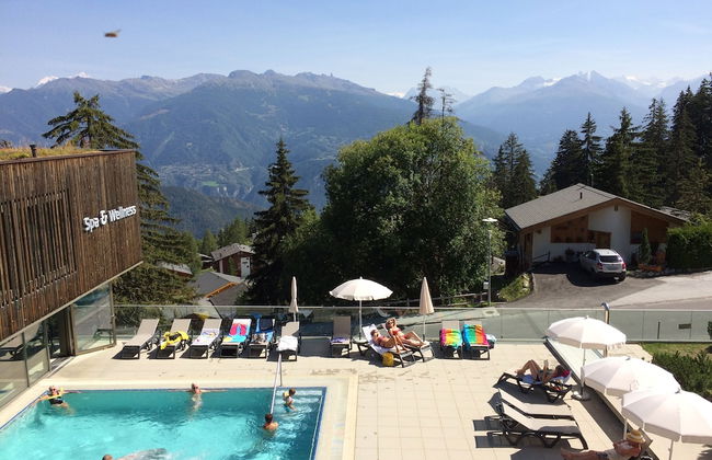 Outstanding Chalet for Groups South Facing Breathtaking Views all Year Round - Photo 39