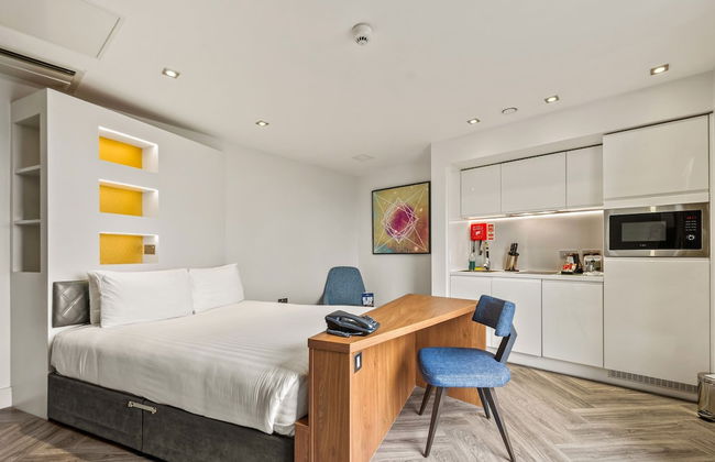 Roomzzz London Stratford - Foto 6