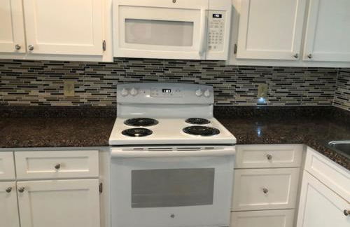 748P Z2b VILLAGE OF DEL MAR by REMAX Premier - Foto 1