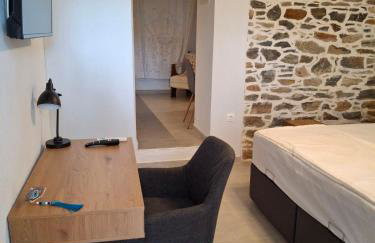 Trikeri Inn - Photo 8