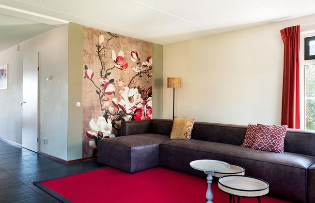 Family House With Wellness - Photo 14