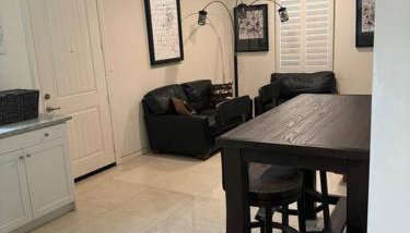 Luxury 1200 sqft 1bdrm retreat with den - Foto 5