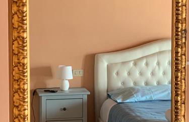 Appartamento Luce-- 2 camere da letto--Centro storico--Parcheggio privato gratuito - Foto 2