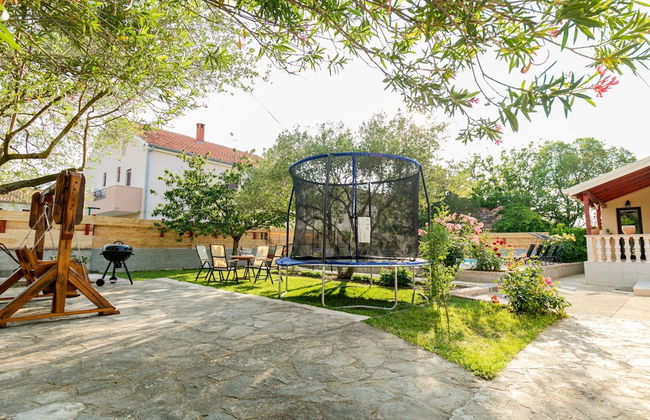 Holiday Retreat With Swimming Pool - Foto 33