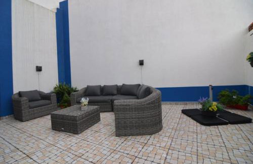 Setubal Courtyard Houses - PAINTERS HOUSE - Photo 4