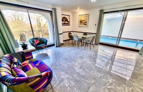 Indoor Heated Pool - Large Family Home - Sleeps 12 - Near Bournemouth Beach - Photo 76