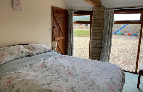 Stable Cottage, Old Mill Farm, Cotswold Water Park - Foto 24