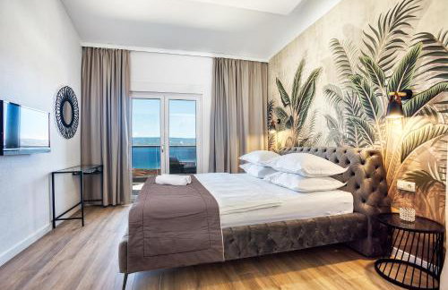 LUXURY VILLA PARADISE 120m from sandy beach, heated pool, billiard, max 12 pax - Foto 23