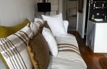 Paris Rooftop Views Cosy Separate Living Stay - Foto 59