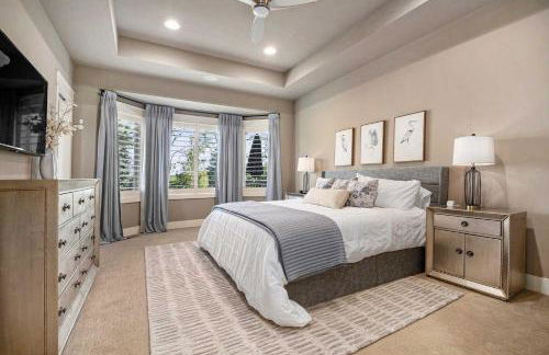 Luxury Stay with Golf Simulator and 3 King Bedrooms - Foto 21