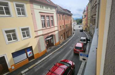 FERIENWOHNUNG 50m2 APARTMENT in ZITTAUER STADTZENTRUM INNENSTADT INNENRING TOP LAGE - WOHNEN AUF ZEIT IN ZITTAU - 1 RAUM WOHNUNG - Foto 13