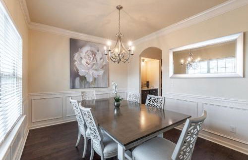 4-Bedroom Retreat with 5-Star Amenities - Foto 8