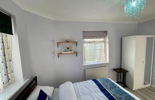 Semi Detached House in Aldershot - Foto 29