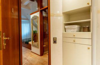 Timeout Apartment - Photo 33