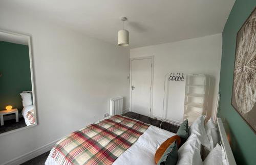 Duke's Retreat - 4 BR Sleeps 8 Ideal 4 Contractors - Foto 11