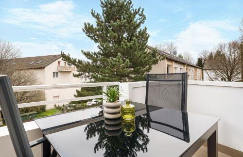 Smart Home - Near Essen, Oberhausen, Bottrop - Perfect for 6 Guests! Balcony - Netflix - Smart TV - Foto 12