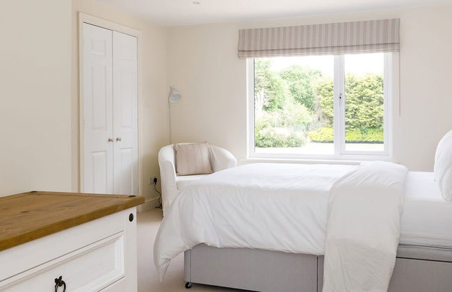 Stunning 5BR Home With Pool - 5 min to Beach - Foto 25