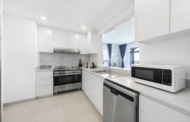 Maison Privee - Exclusive Luxury 3BR Apt with scenic views of Burj Al Arab - Foto 19