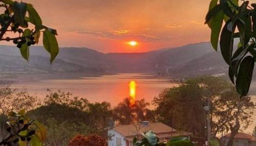 Refugio a Beira do lago Piscina Churrasqueira Vista privelegiada para o Por dos sol Canto dos Passaros - Foto 3